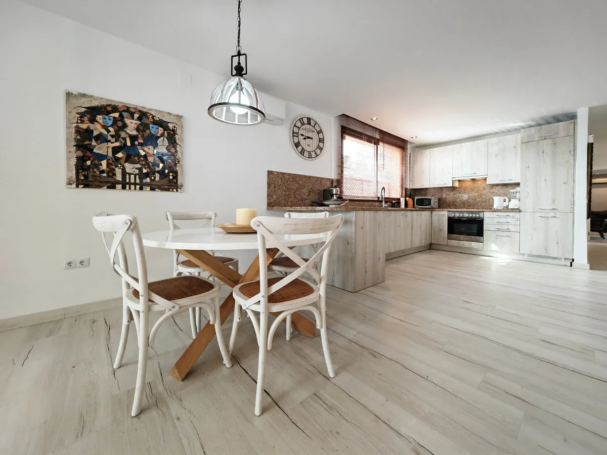 0193713a-ebc1-40c9-bb34-c70e76b571ce