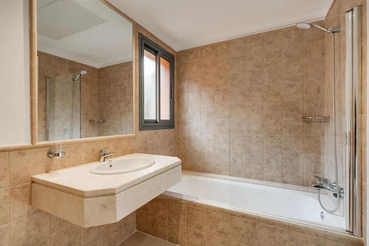 5cf36054-3440-4888-b1c3-bebfe19fd016