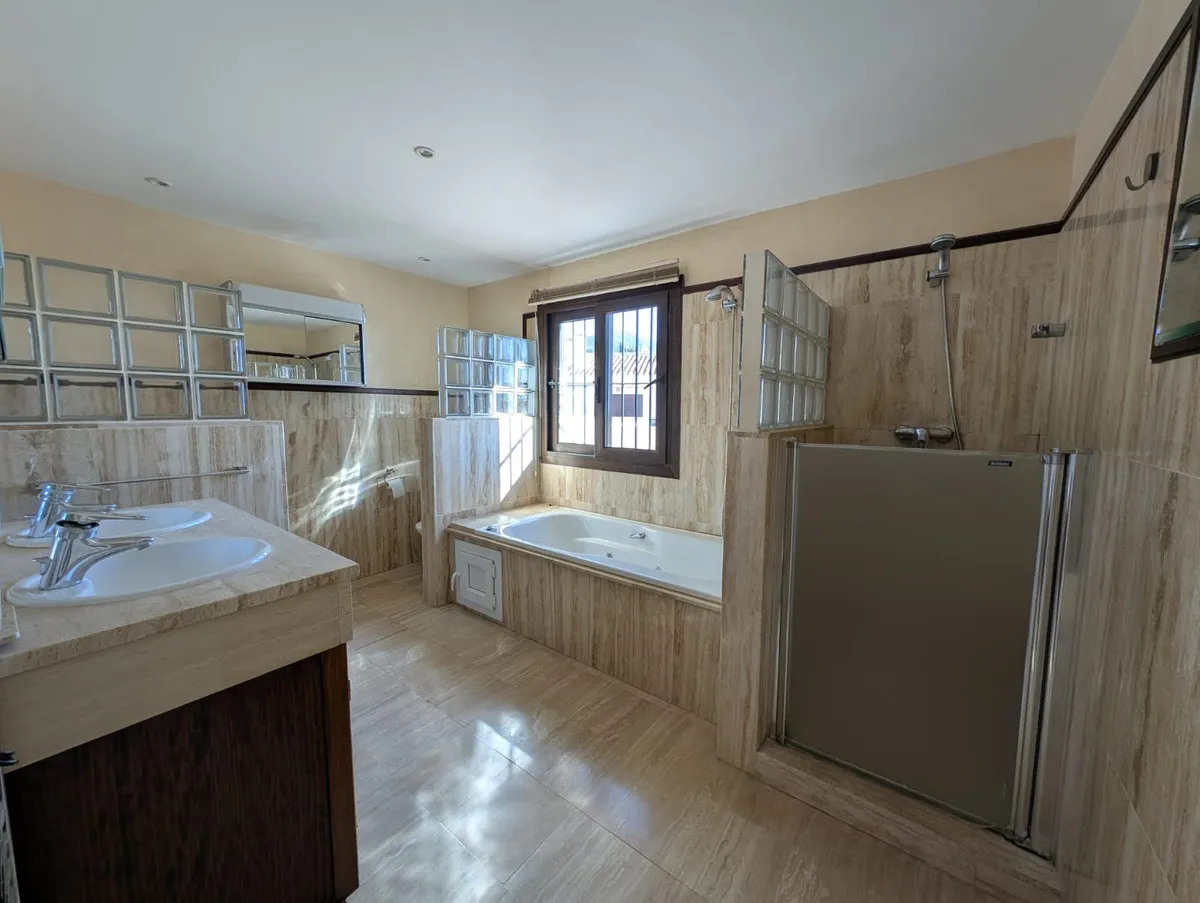 57a52fd1-cc31-4c96-9fb6-9c0f44d16b80