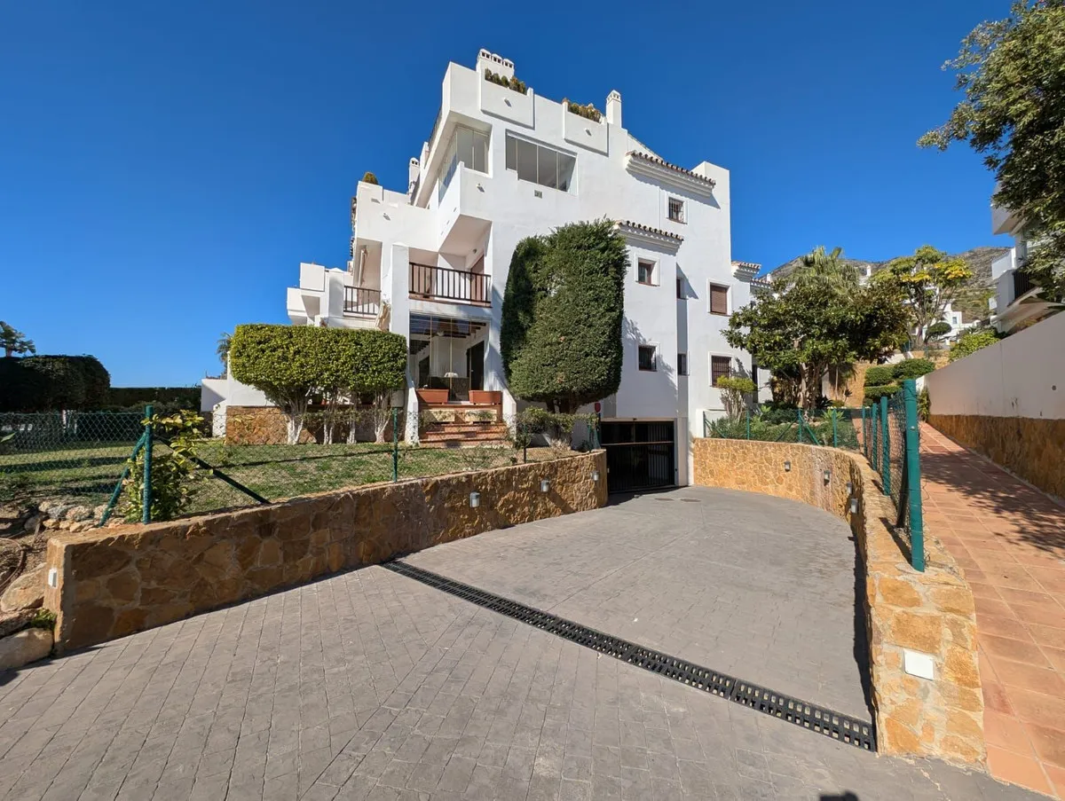 9a57d27b-27d5-4504-a6da-30fd1806afd1