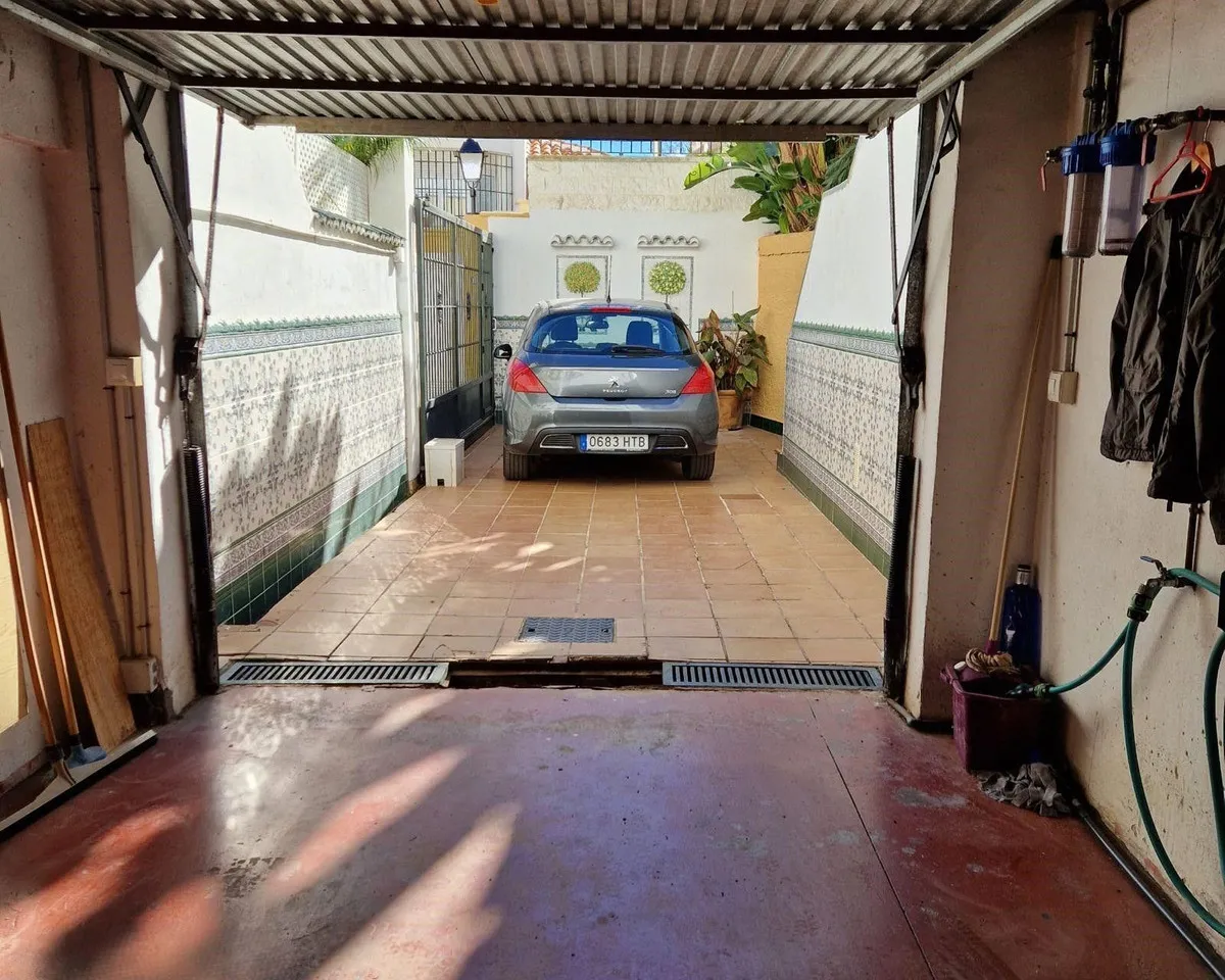 1cf48a04-8a1a-425a-aa8d-65a6f8e99016