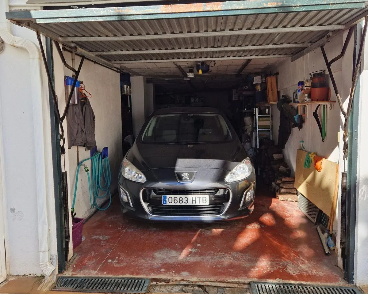 5f90264d-a65e-47a8-b89f-a5ff5bcb2367