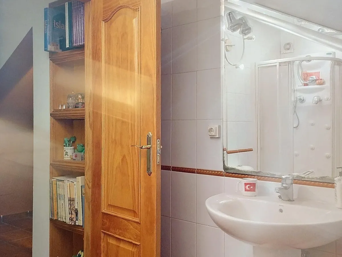 95feb741-3108-414d-a8cb-f4741c1f0b80