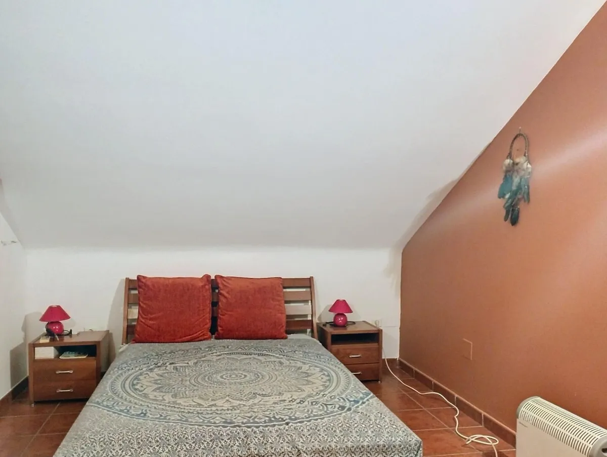 c4d5db96-c48b-41d1-a768-61be7f010d2d