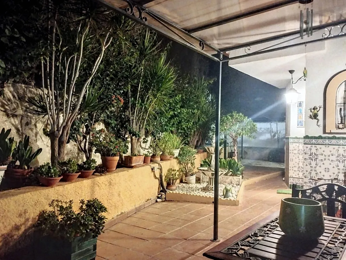 d65e4ae9-0d7c-4da2-a64a-af0c0a92cb6e