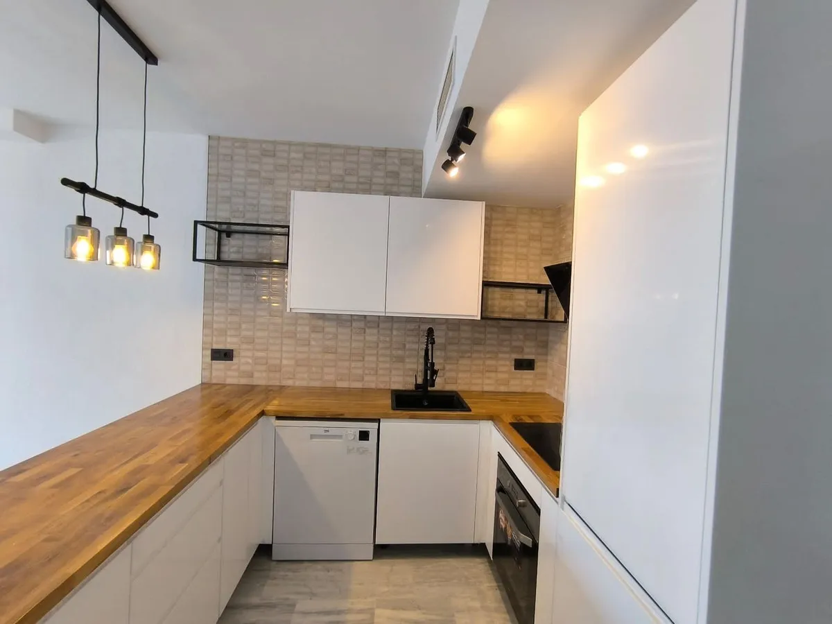 3956845d-b15a-495c-8ac2-a4dd369f1434