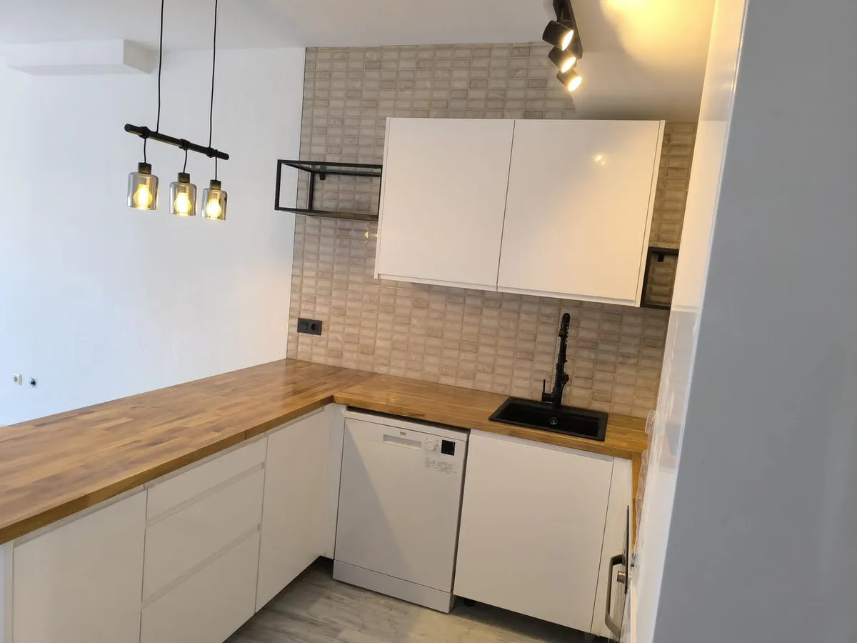 5f9c56ad-b17b-4522-8328-4e91afc8e80f