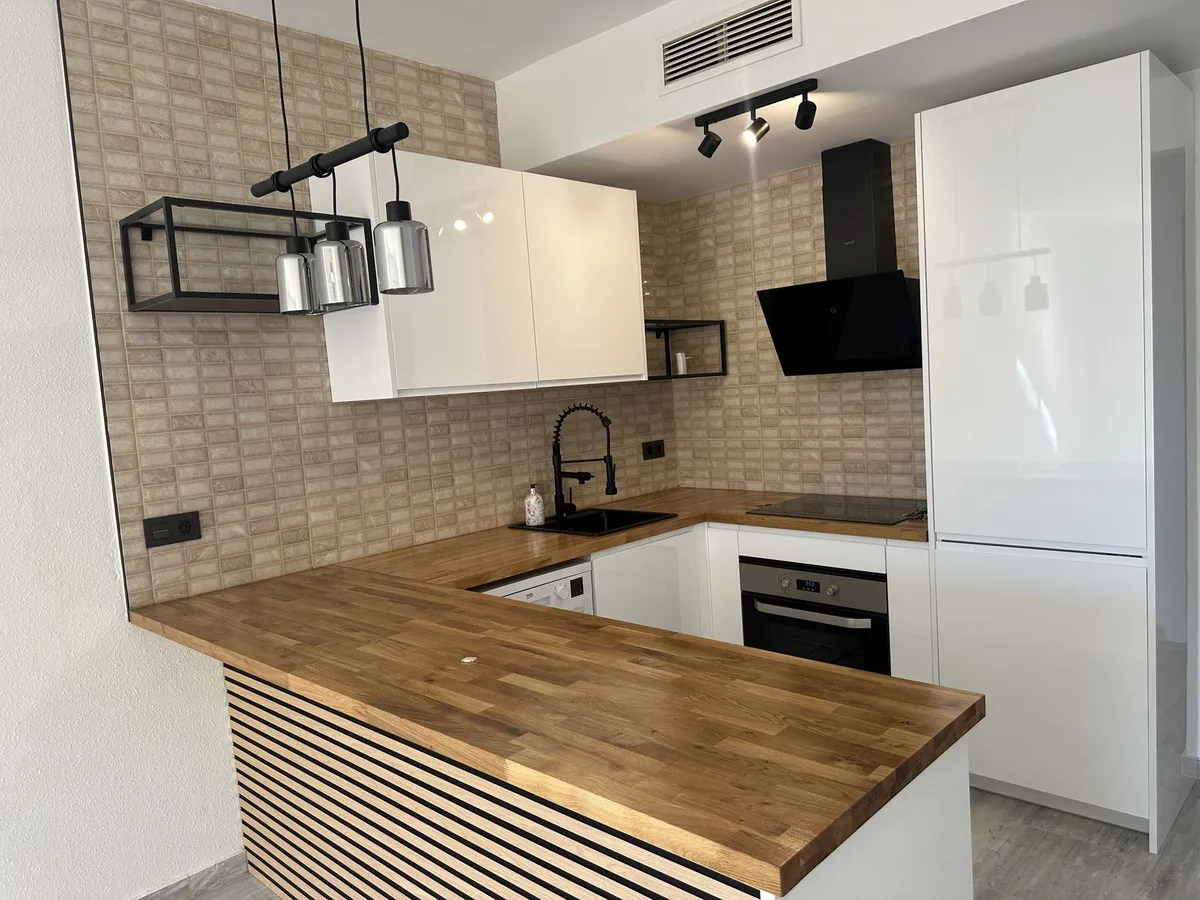 6667c084-7351-45ea-965d-56893abd9d6e