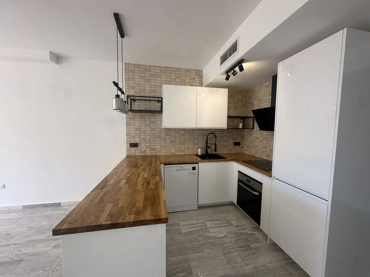 94db32eb-96c9-4787-bcd2-b22dab24fd76