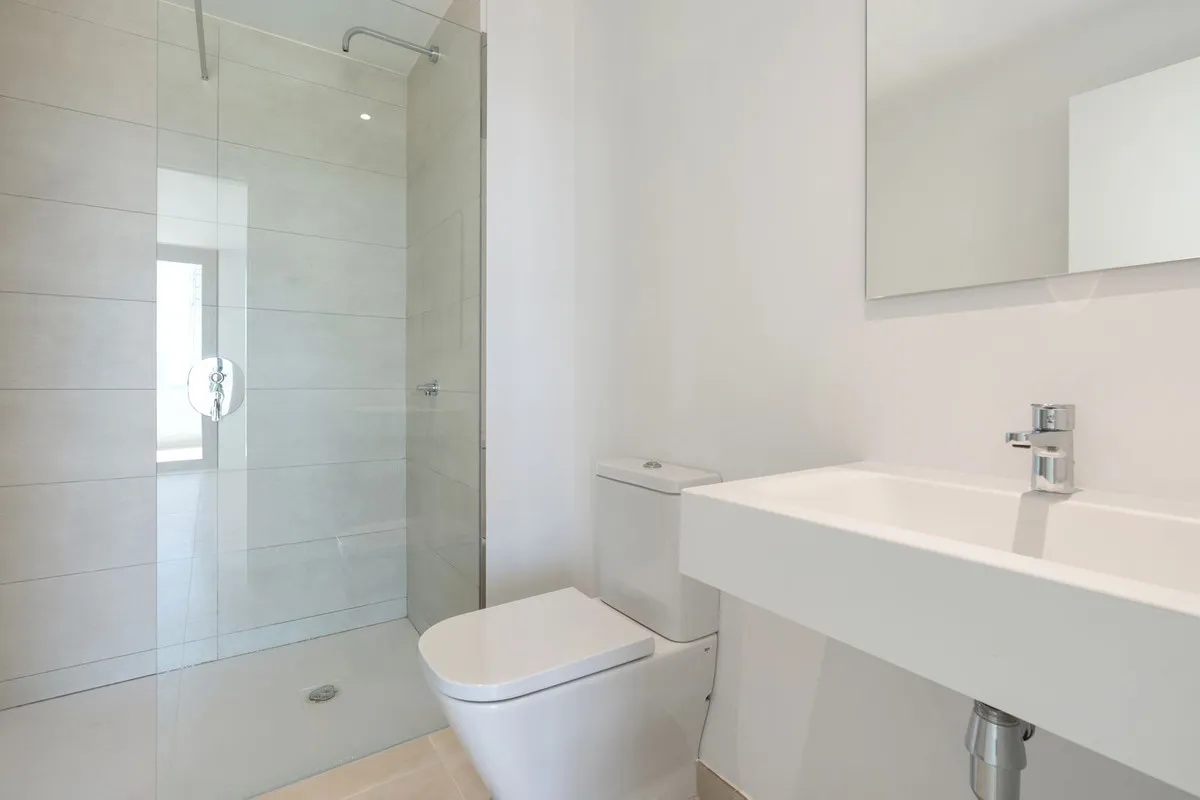 1d9cfe77-d196-4bfa-aacc-fffa1a2998b2