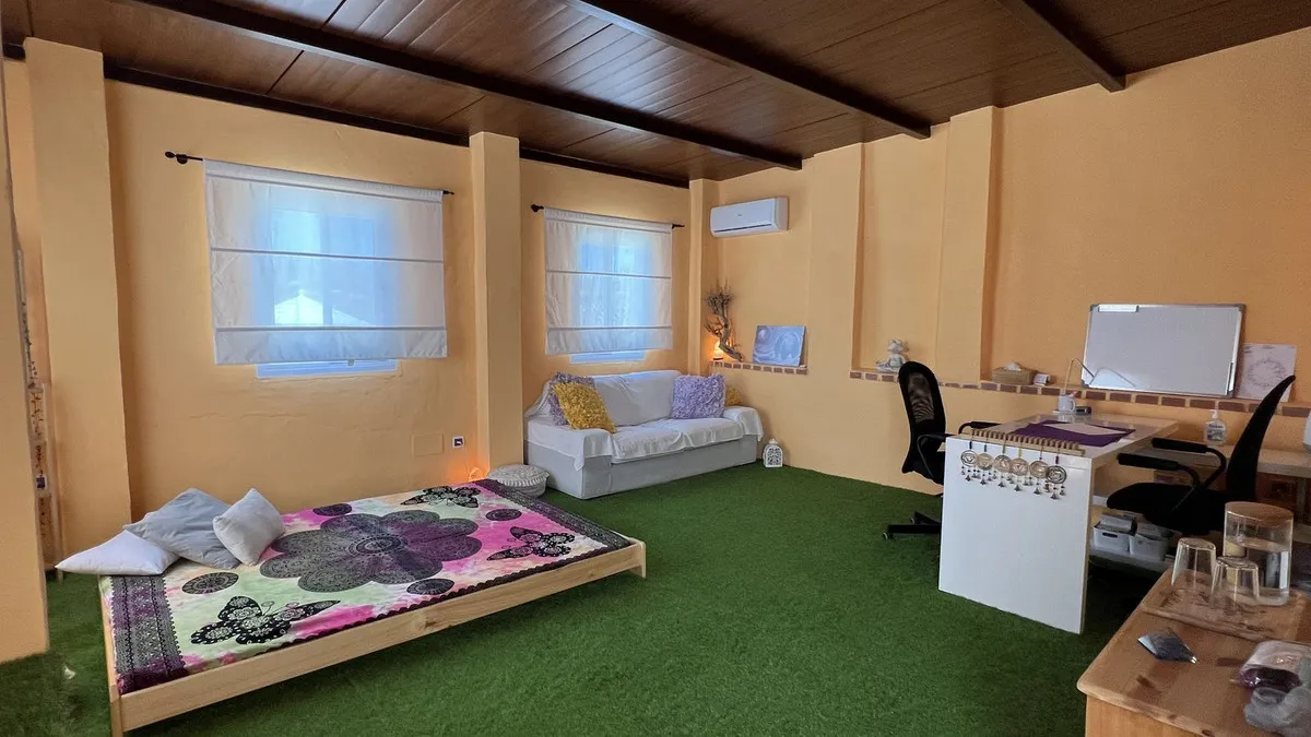 9fb0fb5d-87cf-4eed-ba7d-b5f4a9e35d85