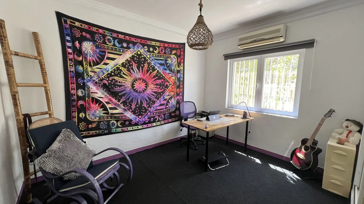 affe9417-dabe-4135-a104-40c6053947e1