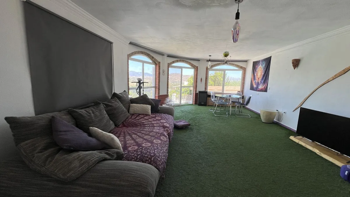 d2831ad2-885f-4b3b-8f93-cf5c574efad4