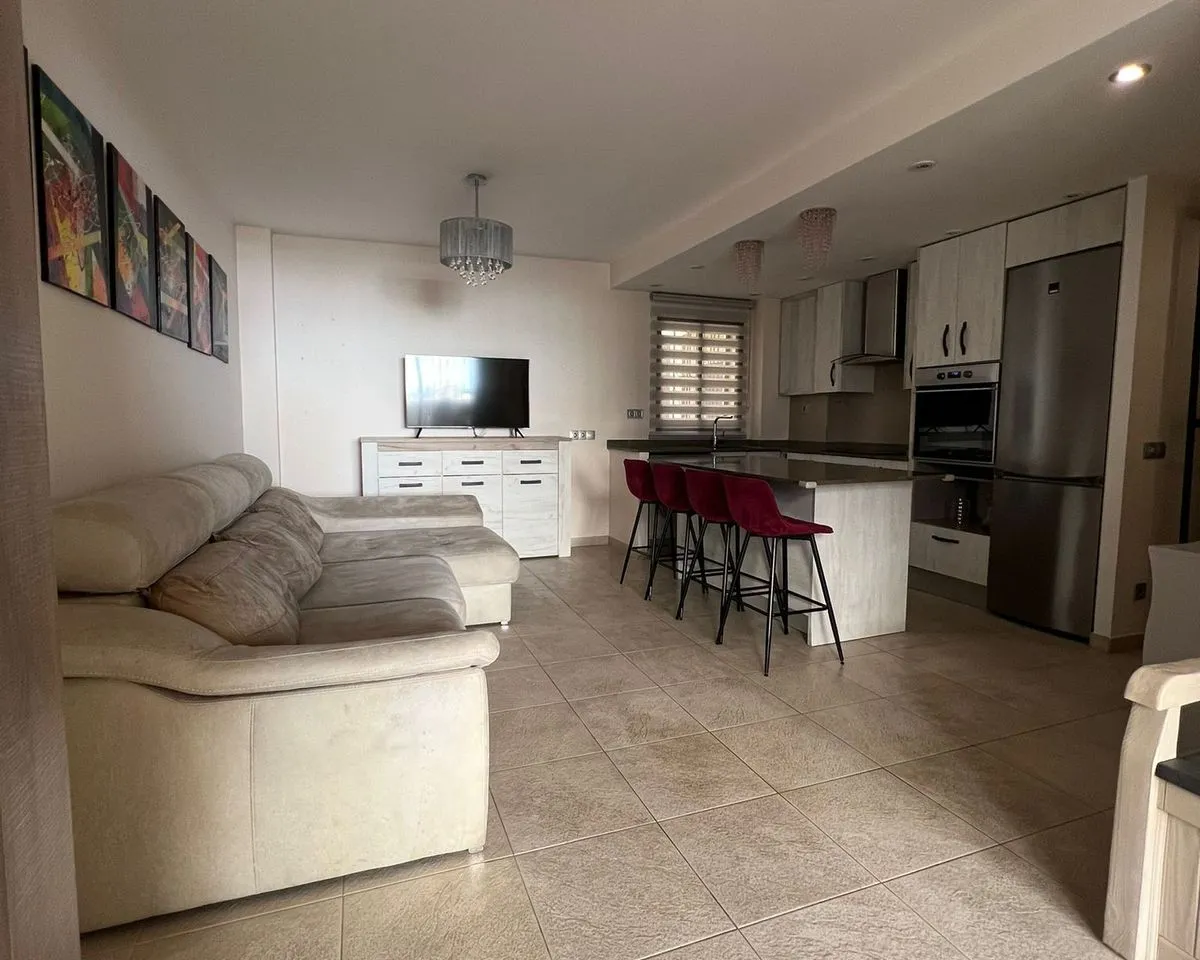 11dee588-d96c-4c05-a923-cff34d979138