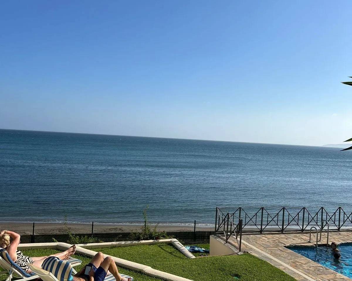 dca20c7e-42c8-45bc-a482-7055a617b94e