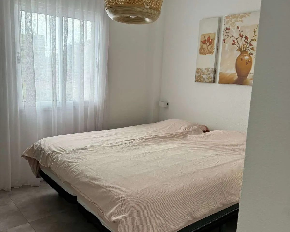 3afe6f91-8782-4b58-8515-b7c19f598425