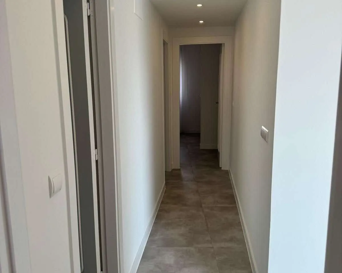 f1b0c617-5fe5-4f45-8bb8-4e61ef5512cc