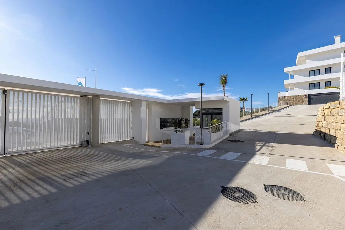 adc82daa-d3bf-4205-bf24-e31f17fbec0d