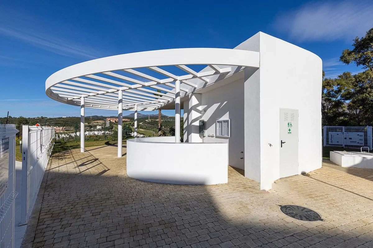 e1cbf2ed-d5df-4fb9-9977-55530f7e6dab