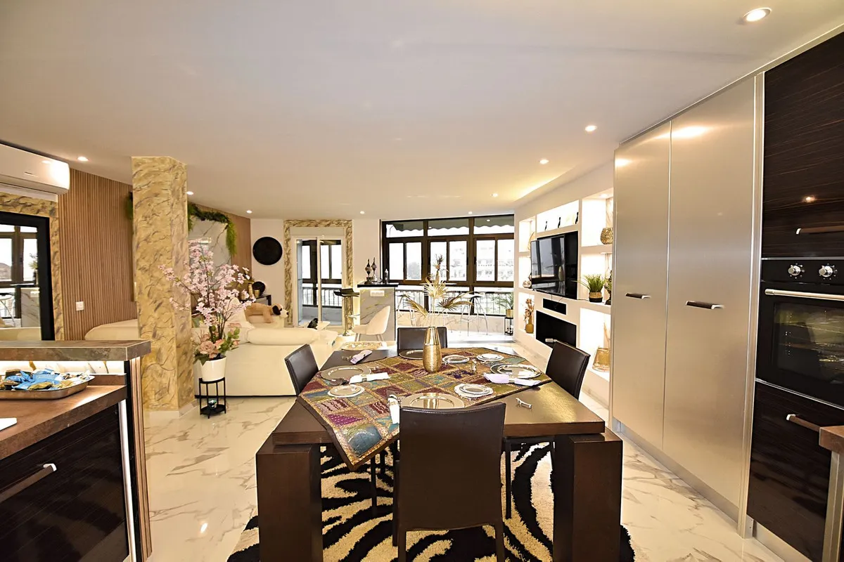 2e1f7377-25f0-47d9-86c3-586c55cbfaec