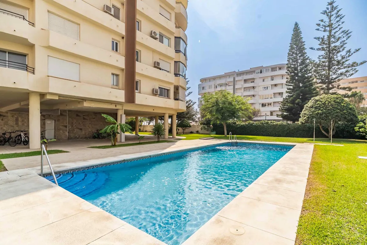 5a9540b0-a476-4956-a10e-8077b4e100e9