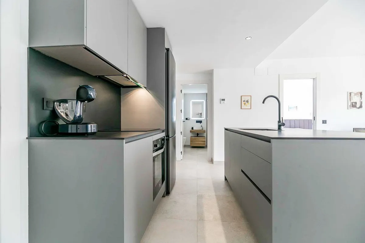 e791ceb0-6dbb-494c-9881-7c26862be0ee