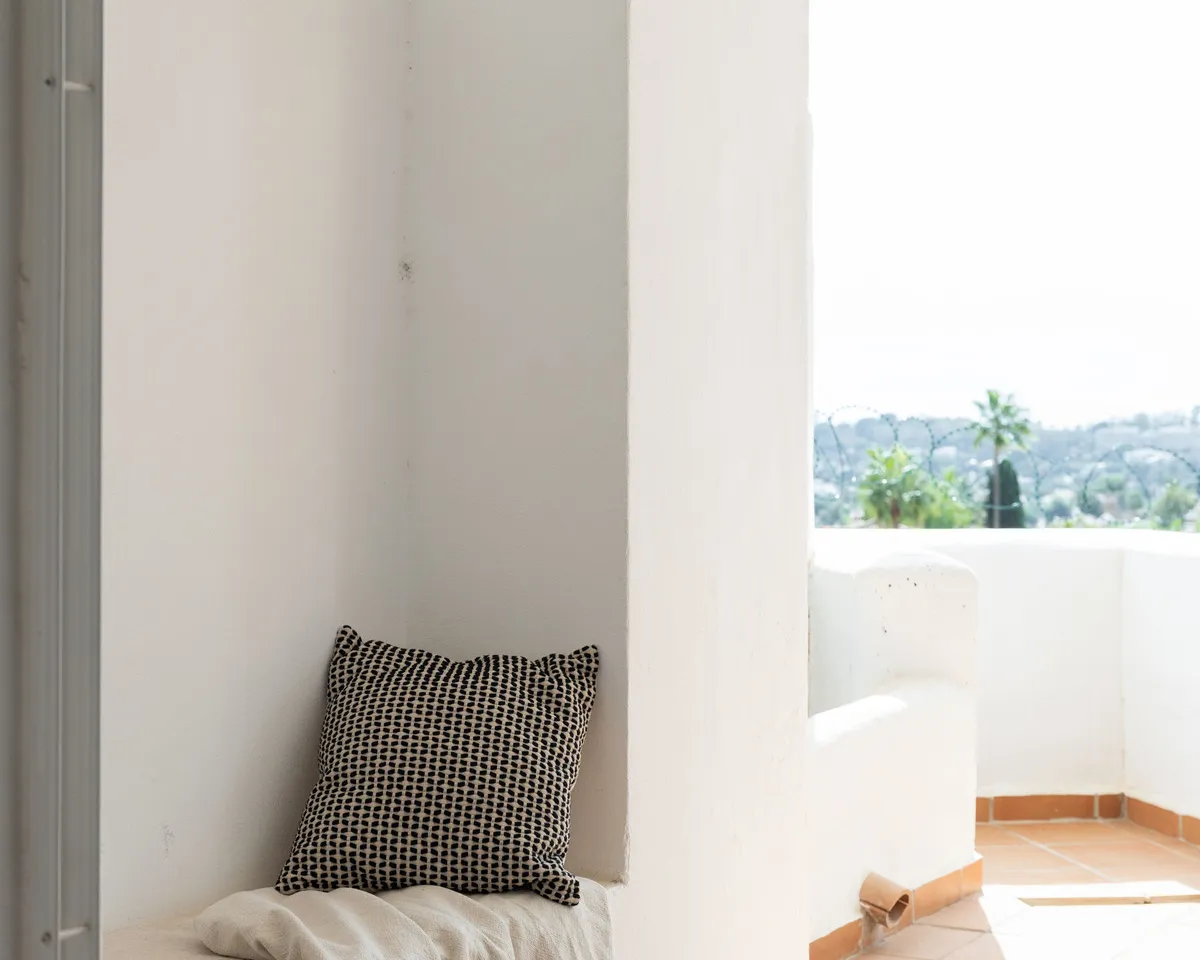 045e5ffd-c1be-49ab-9d2d-225e6a964cf9