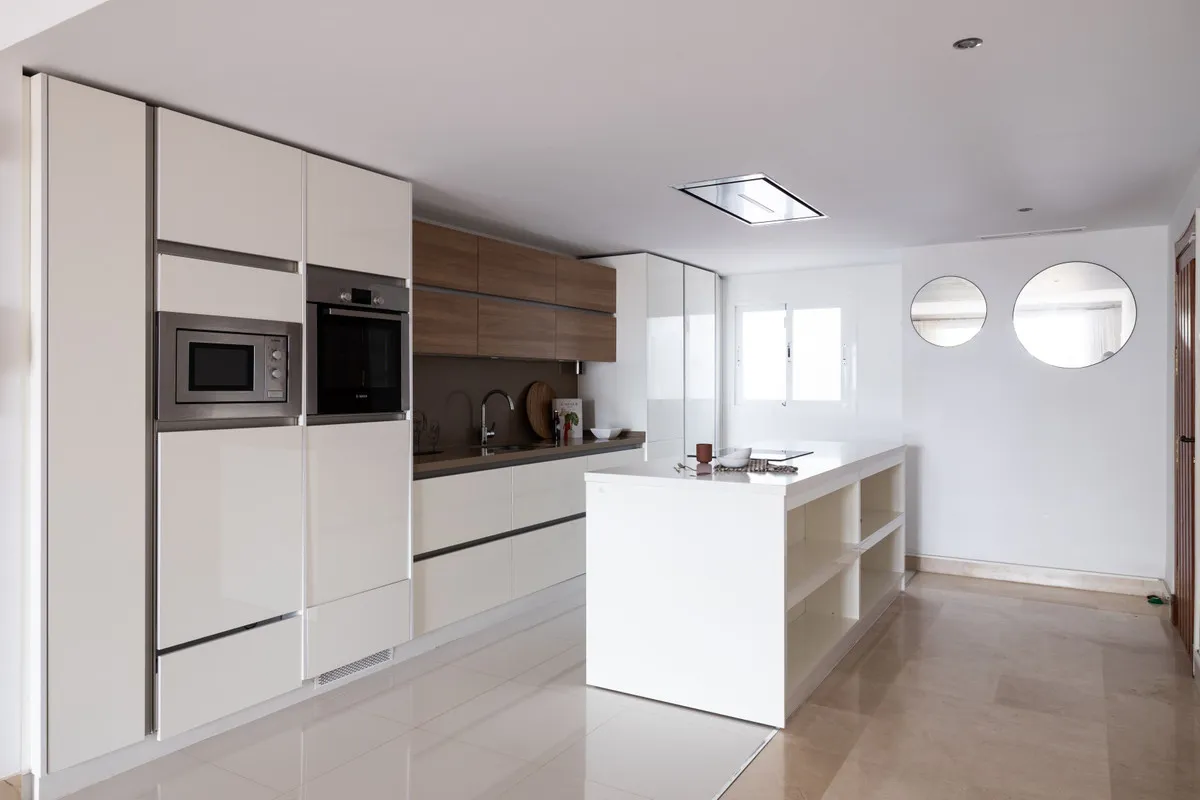 27b86fd5-7354-46e2-8e91-14b45bcf5716