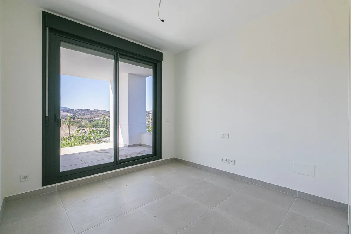 4c9ac7d7-4ccc-44ab-b0d6-acd895115f0b