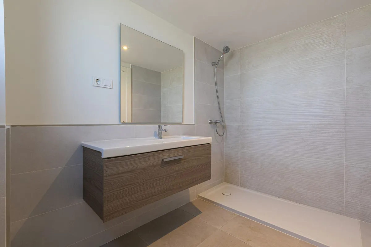 d475e5b8-e46c-4153-8c8f-5551e4c83c29