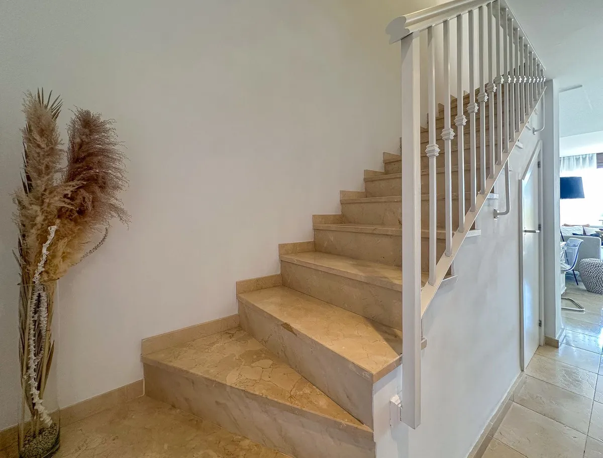 09eed325-290b-4475-a2e7-809b7b4639e3