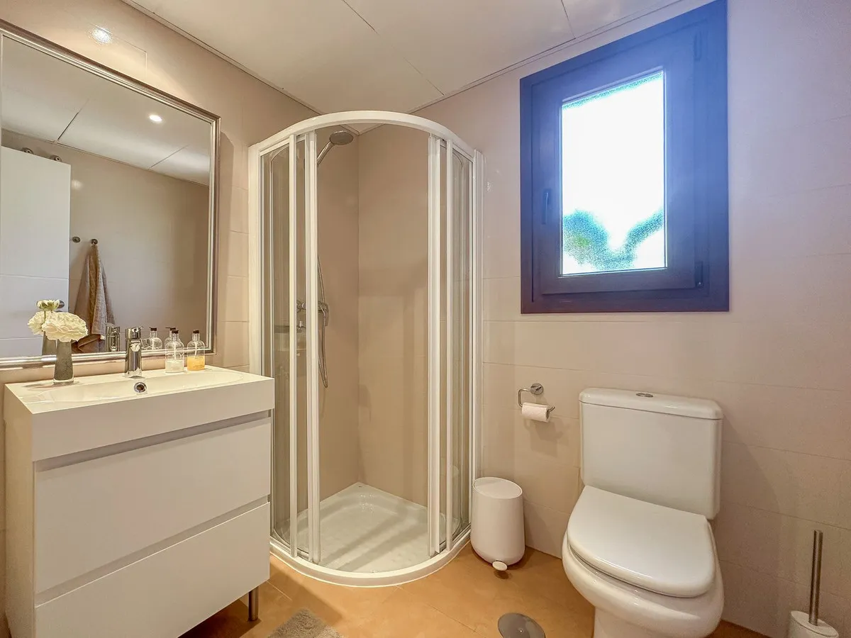 395913e7-853b-42e3-9ebc-b45133e5b4b8