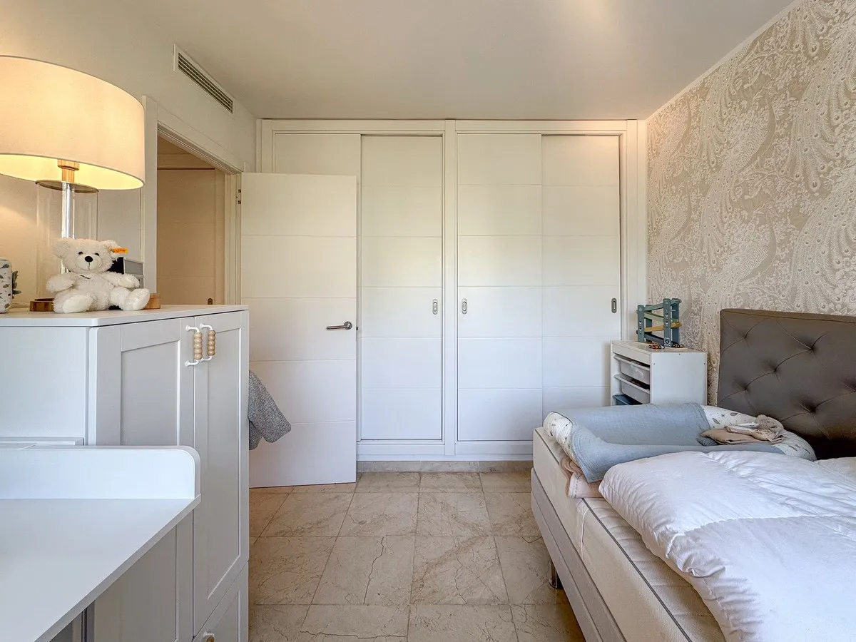 39c7f334-b1df-4500-bab5-a6cffc526271