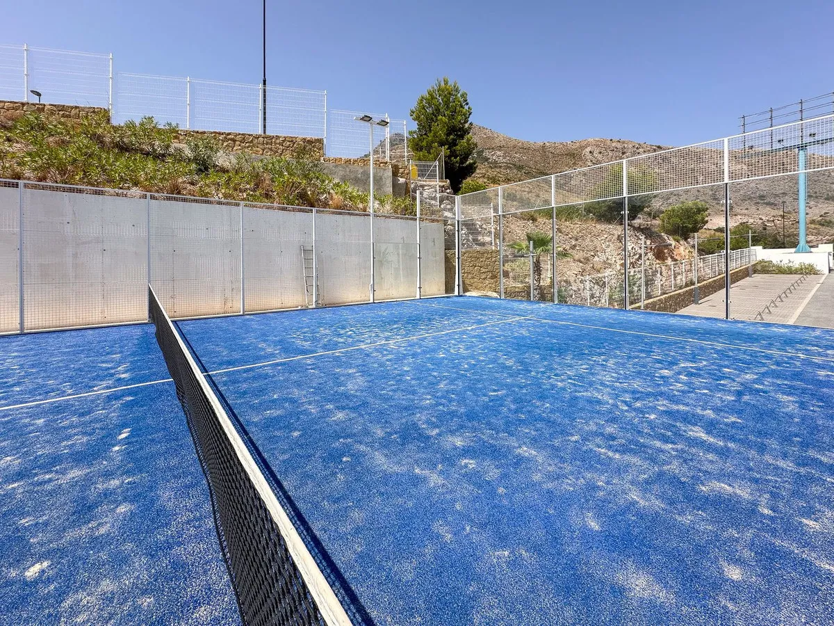 71dd3109-4600-4f17-8cde-8d1b0bc24f20