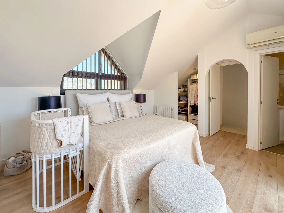 99c51678-a209-415c-a0e1-66246d7a3744