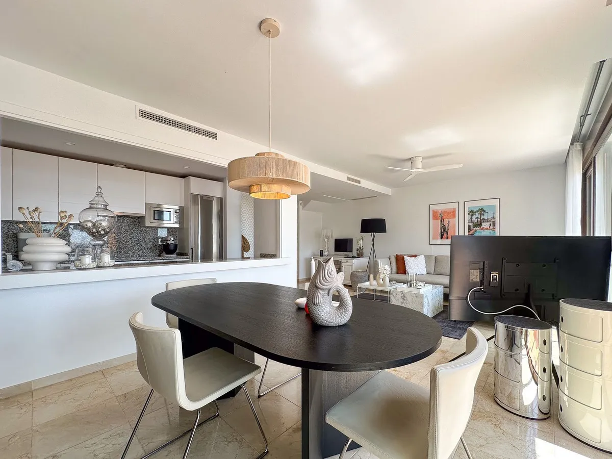 ca9e2948-6cca-49b3-88dd-58b3e4b803fe