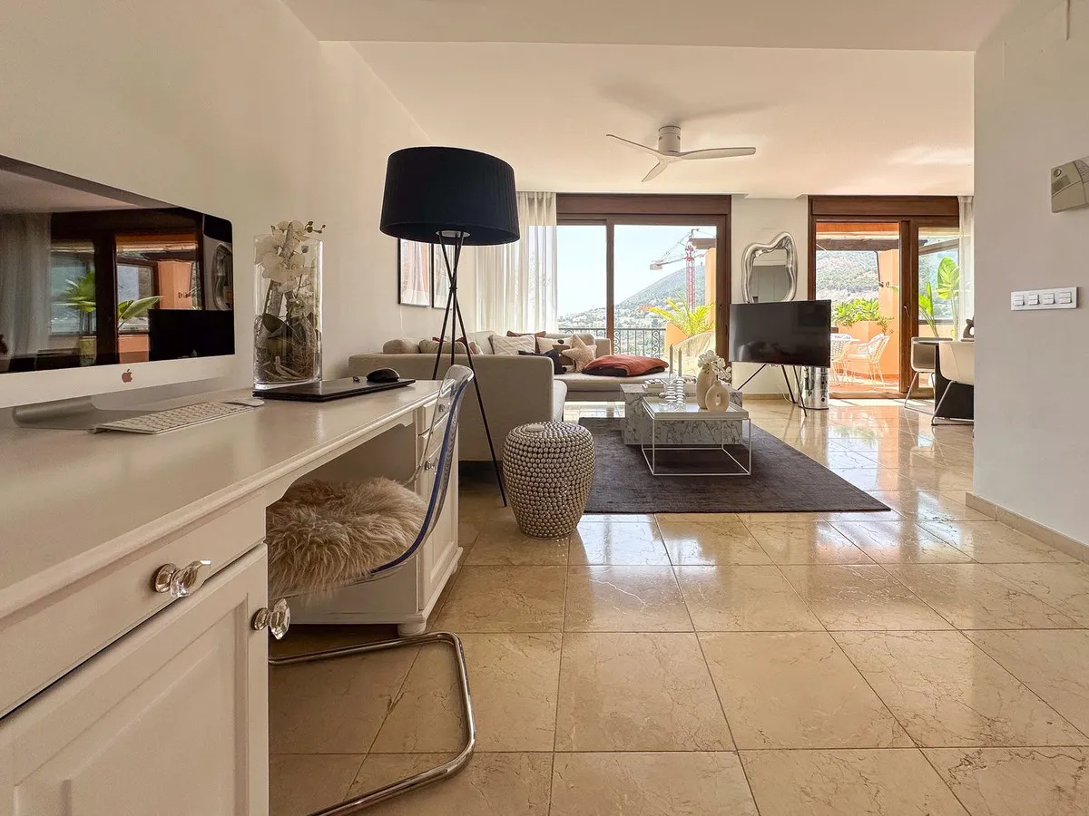 e516f4e2-8182-451a-bd0c-3531bd80ea20