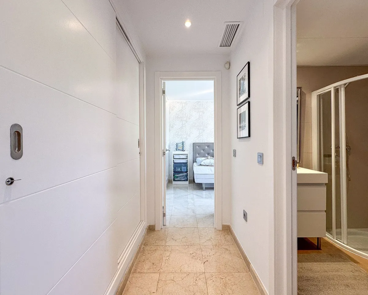 e64551ef-0781-4110-bbbf-910e063a36a5