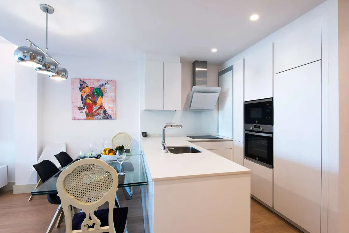 053e9ab2-8a9e-499d-b0e8-b80a1b7e49d4