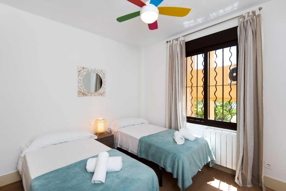 e79609e4-62b2-4b49-b271-bda63bea8201