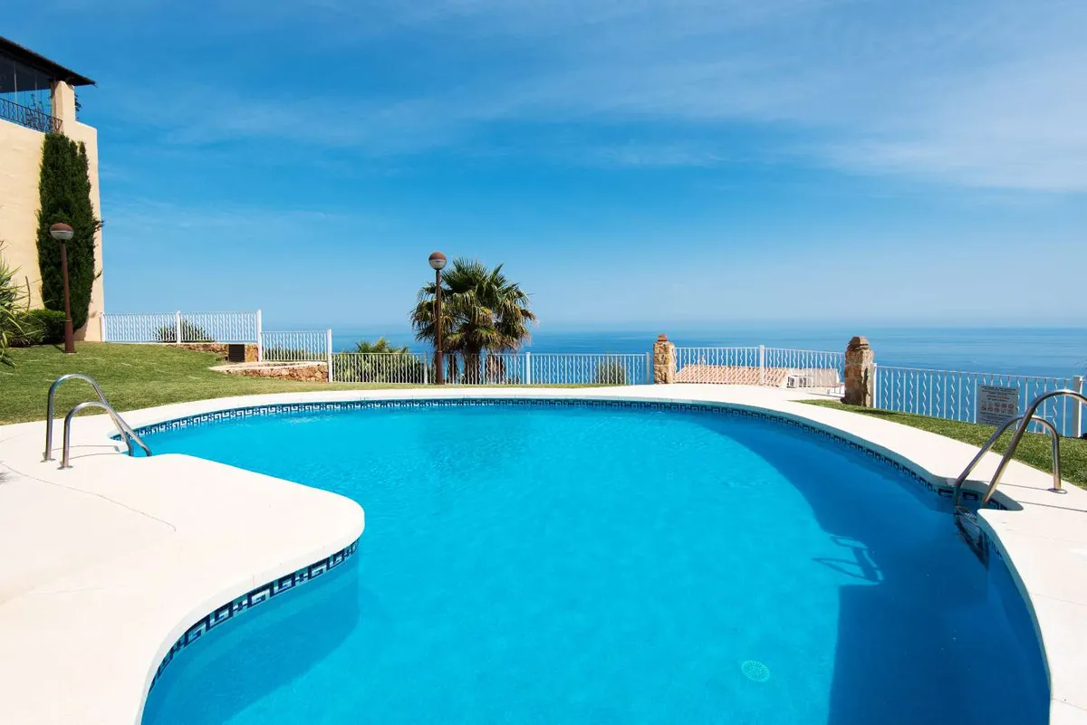 f93ada24-14dd-4f0a-93de-78c81c78a84e