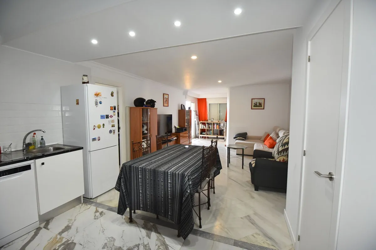 d2fef2c5-945d-4ade-bc62-0cb3f442185f