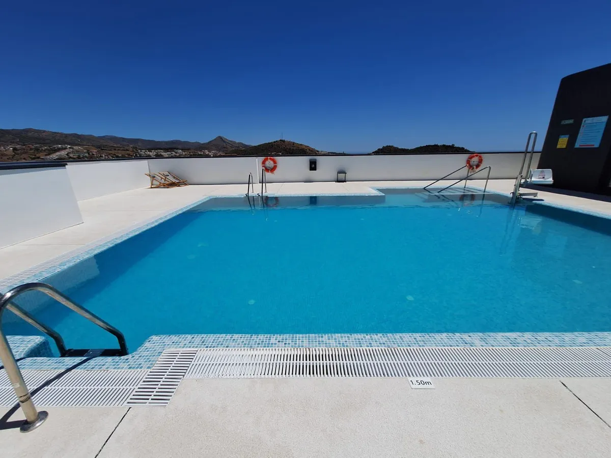 9f76f67a-02b3-4e8a-beec-8a8365914f08