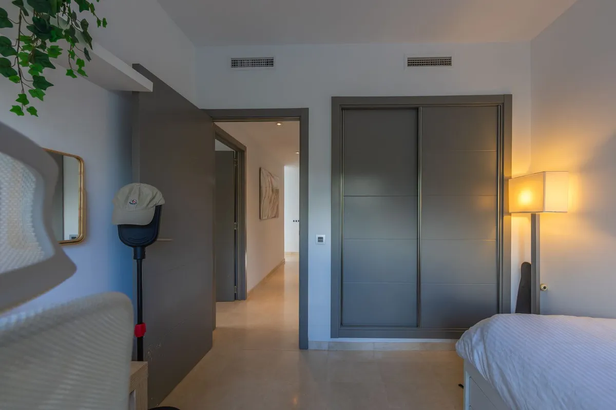 3d8b4968-948c-427c-aa53-9cddf883ea6a