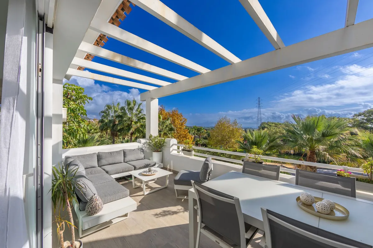 db0f0a5e-c3d7-4e1a-9cd2-6469dfdcda5c