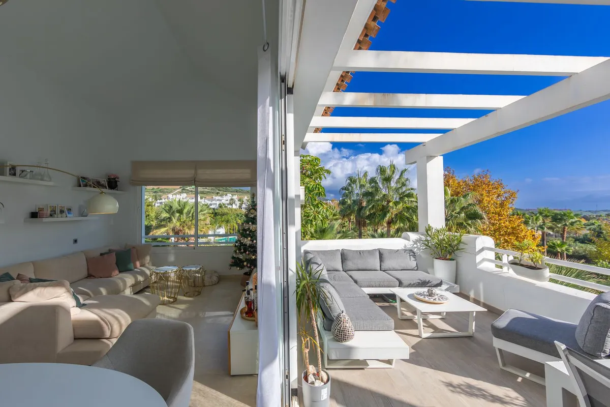 ffa66cbb-6db2-41a6-86d8-ec5ee14d42cb