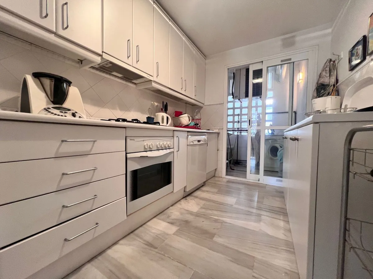 6347f685-fa0e-43d4-a5a8-3df2ff466422