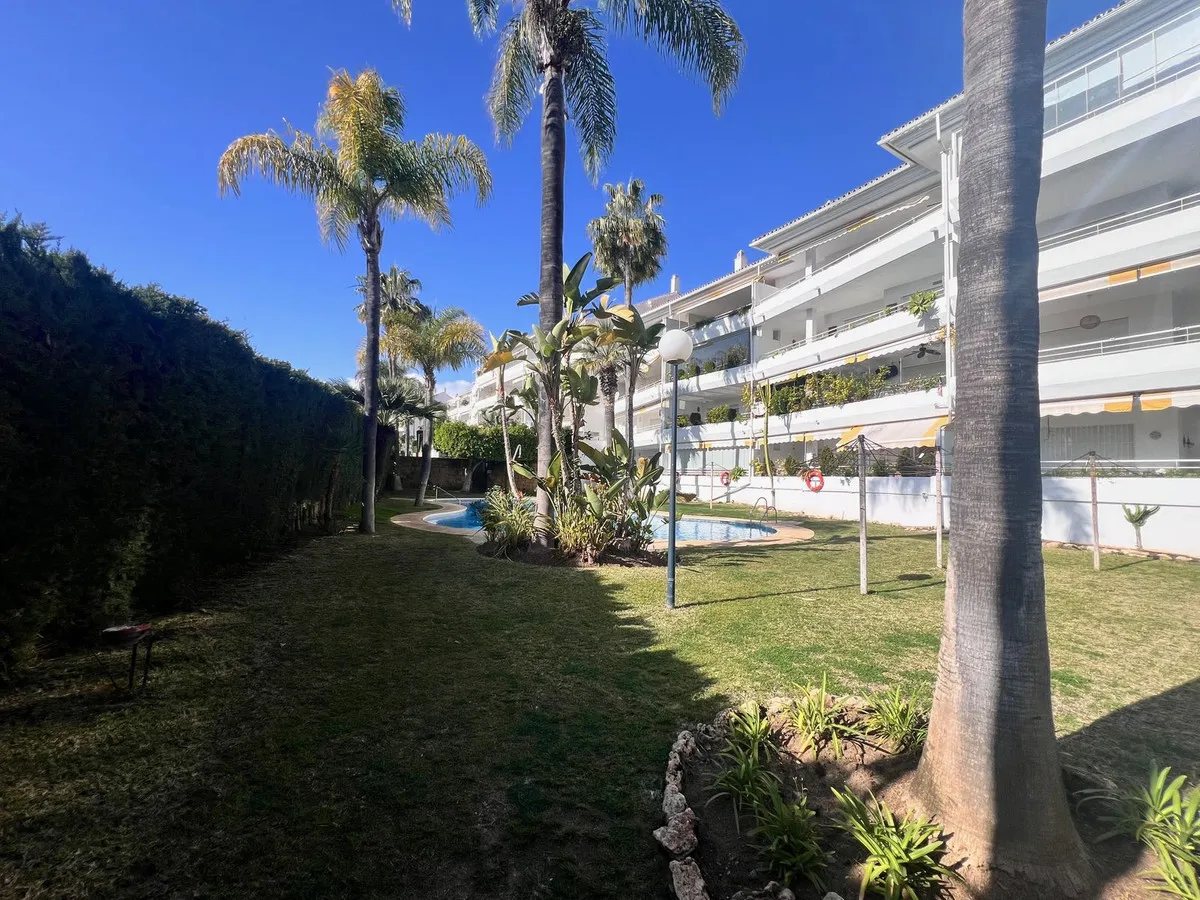 b9d1ee27-ba12-4b6b-8e25-9da92845a33e