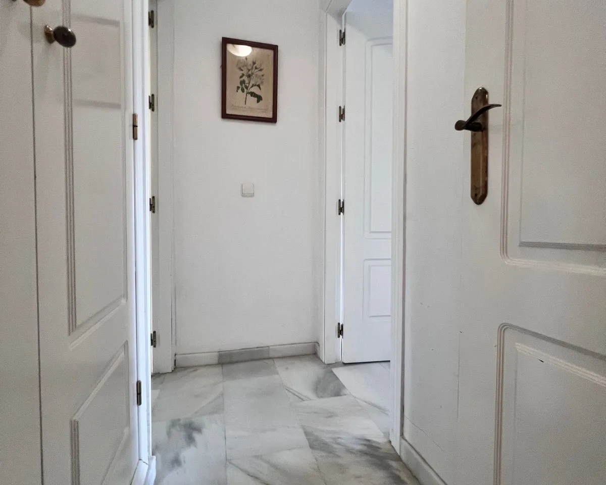 d4dc058f-7b27-4b52-963e-065b04663883