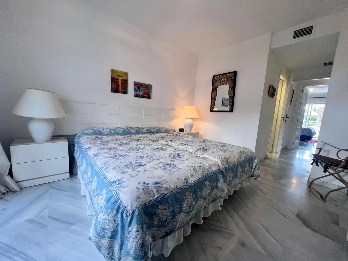 fffa12fe-c20a-4b94-b733-ab640d6702bd